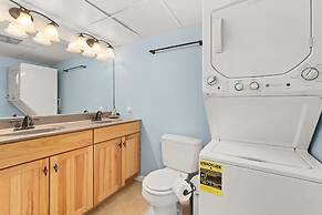 Bimini 105 2 Bedroom Condo by RedAwning