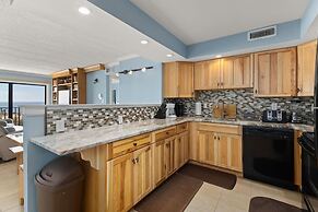 Bimini 105 2 Bedroom Condo by RedAwning