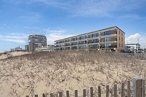 Bimini 105 2 Bedroom Condo by RedAwning