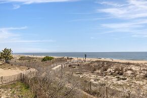 Bimini 105 2 Bedroom Condo by RedAwning