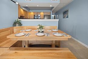 Bimini 105 2 Bedroom Condo by RedAwning