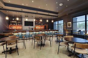 Drury Inn & Suites Phoenix Chandler Fashion Center