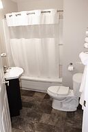 Sportsman's Inn on the Harbour Front