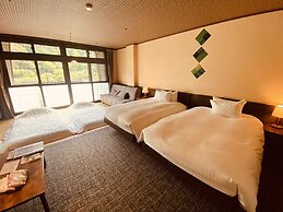 Kutsurogijuku Chiyotaki