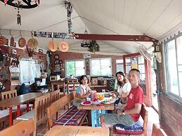 Scenic Riverside Resort