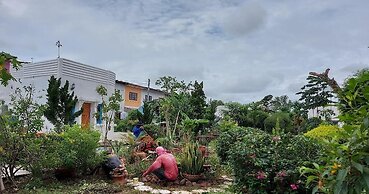 Scenic Riverside Resort