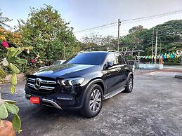 Scenic Riverside Resort