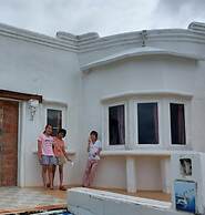 Scenic Riverside Resort