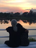 Scenic Riverside Resort