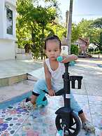 Scenic Riverside Resort