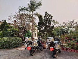 Scenic Riverside Resort