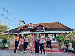 Scenic Riverside Resort