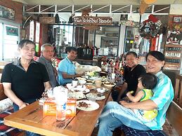 Scenic Riverside Resort