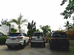 Scenic Riverside Resort