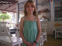 Scenic Riverside Resort