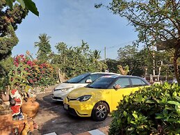 Scenic Riverside Resort