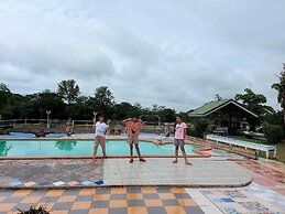 Scenic Riverside Resort