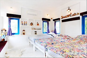 Scenic Riverside Resort