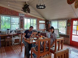 Scenic Riverside Resort