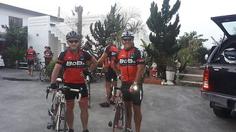 Scenic Riverside Resort