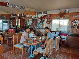 Scenic Riverside Resort