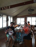 Scenic Riverside Resort