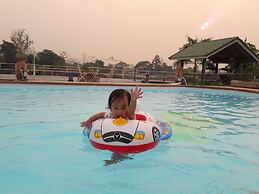 Scenic Riverside Resort