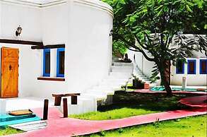 Scenic Riverside Resort