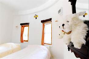 Scenic Riverside Resort