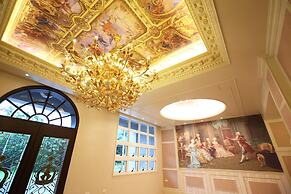 Buckingham Palace B&B