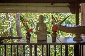 Sambor Village Hotel