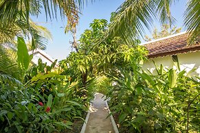 Sambor Village Hotel