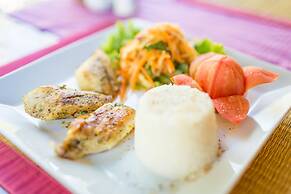 Sambor Village Hotel