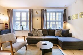 The Churchill 4 by Daniel&Jacob’s