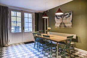 The Churchill 4 by Daniel&Jacob’s