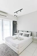 Summer Suites Residences by Subhome