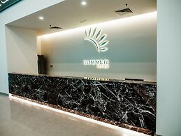 Summer Suites Residences by Subhome