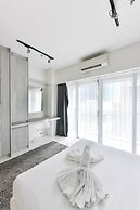 Summer Suites Residences by Subhome