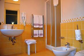 Diana Inn Accomodations