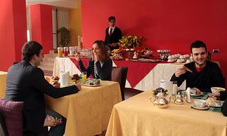 Diana Inn Accomodations