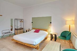 Brit Hotel Roanne - Le Grand Hotel