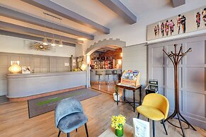 Brit Hotel Roanne - Le Grand Hotel