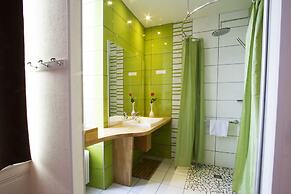 Brit Hotel Roanne - Le Grand Hotel