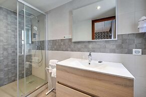 Brit Hotel Roanne - Le Grand Hotel