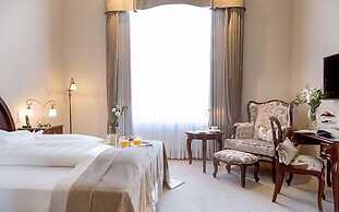 Miramar Hotel