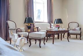 Miramar Hotel