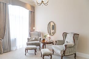 Miramar Hotel