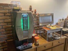 HOTEL SENADOR DISTRIBUTED BY AMERIS