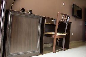 De' Bliss Hotel and Suites