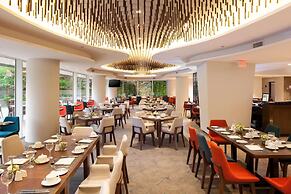 Radisson Hotel Santa Cruz